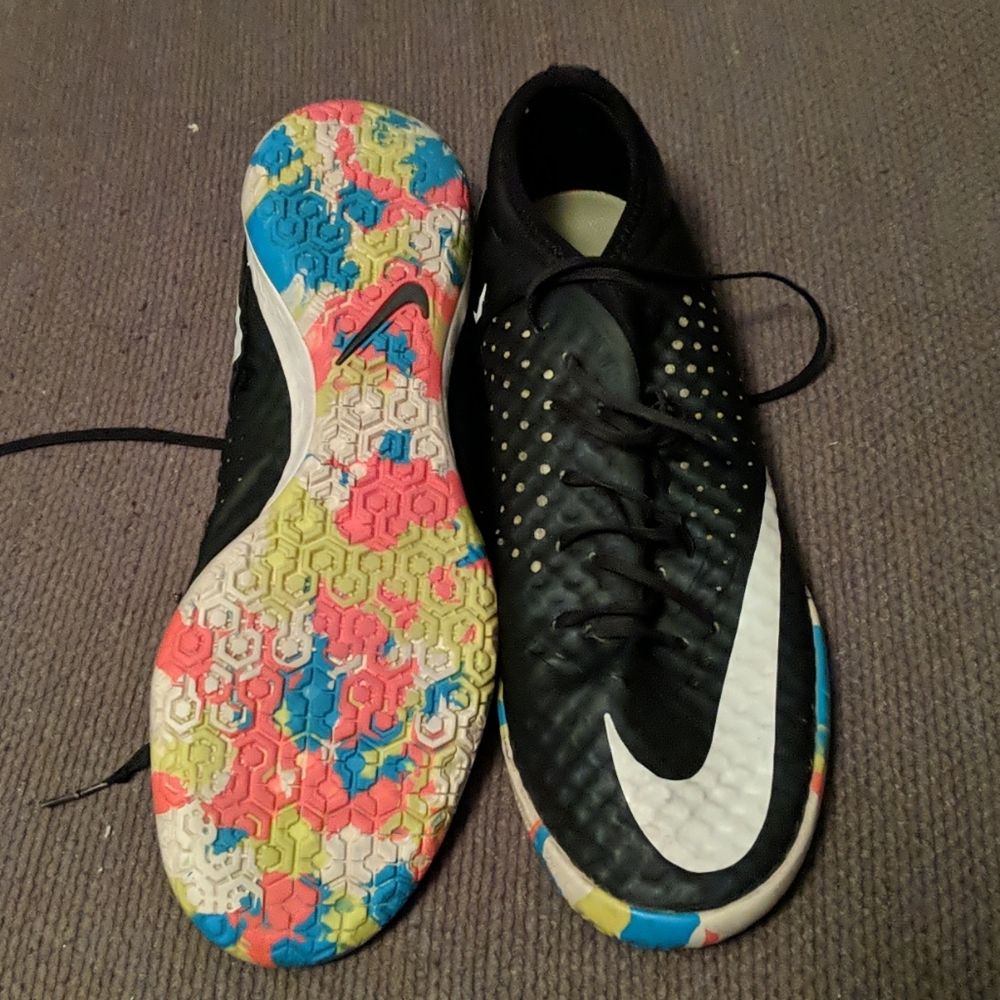 Nike indoor soccer shoes